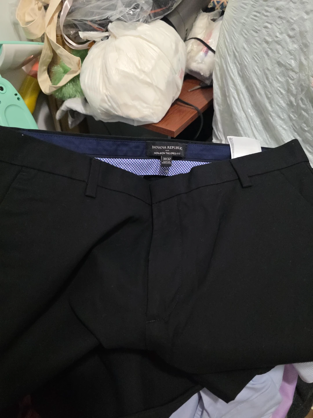 Banana Republic Non-Iron Tailored Fit Pants