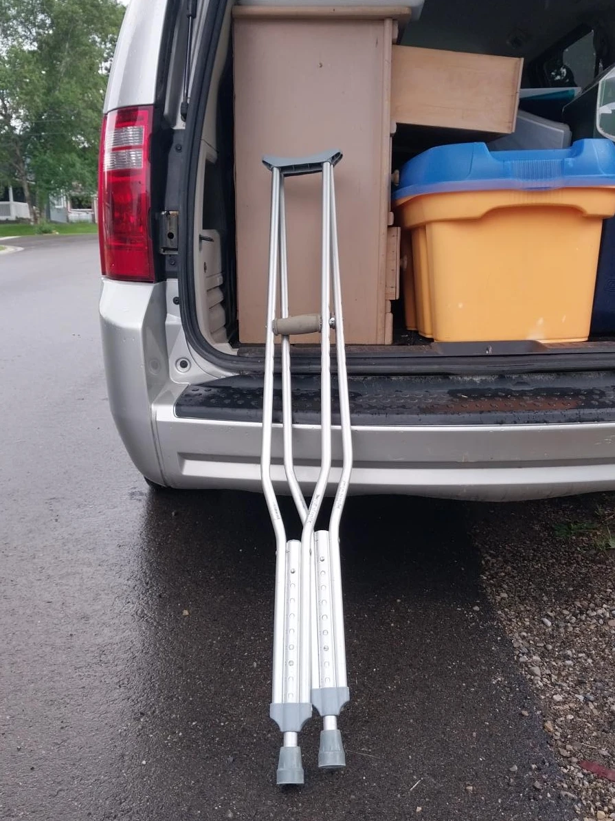 Aluminum Crutches