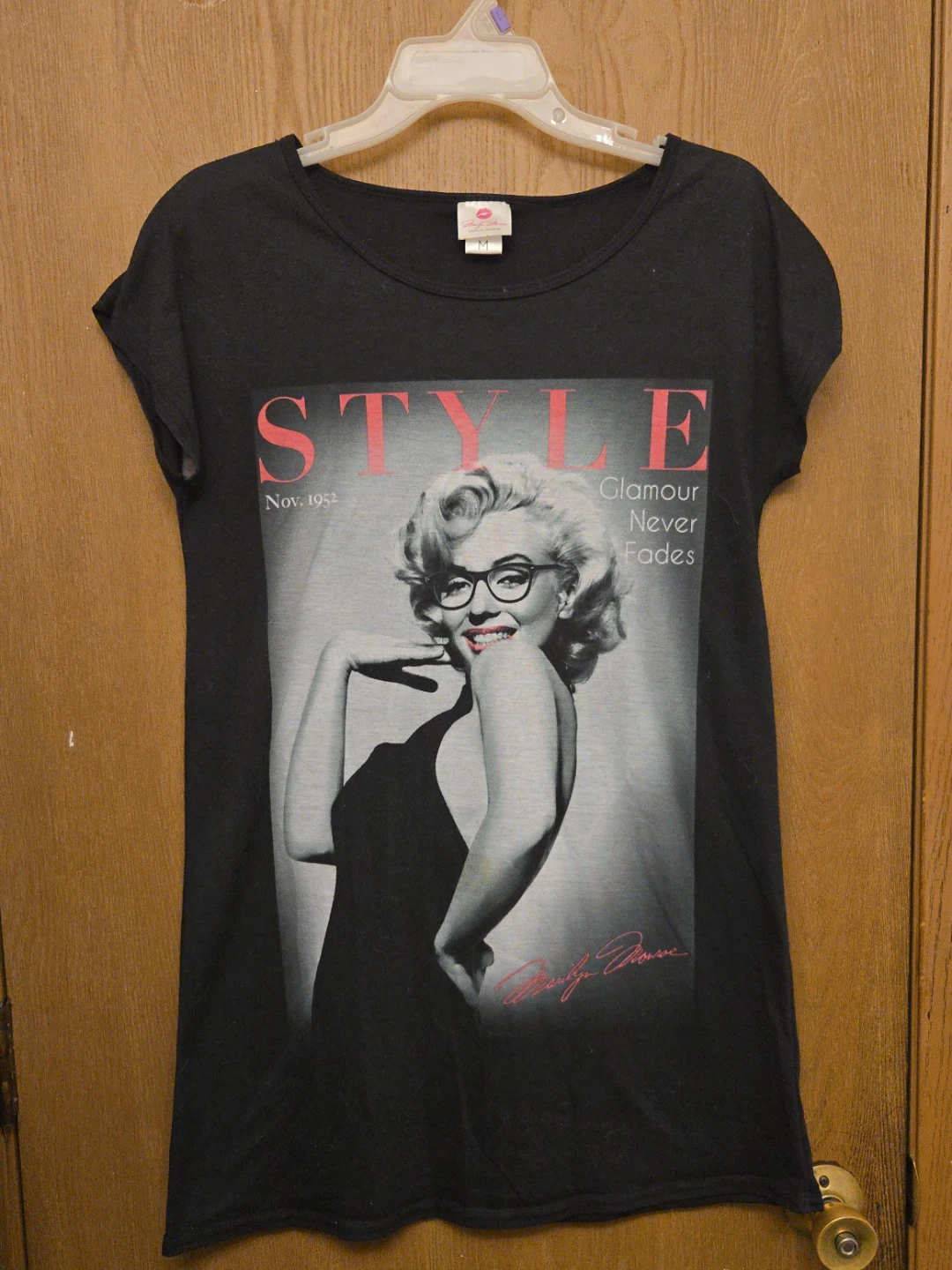 Black Marilyn Monroe Style Magazine Cover T-Shirt