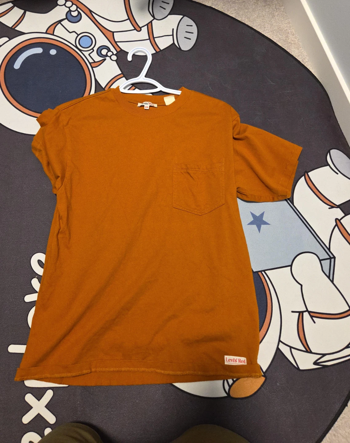 Levi's Red Orange Pocket T-Shirt Size Medium