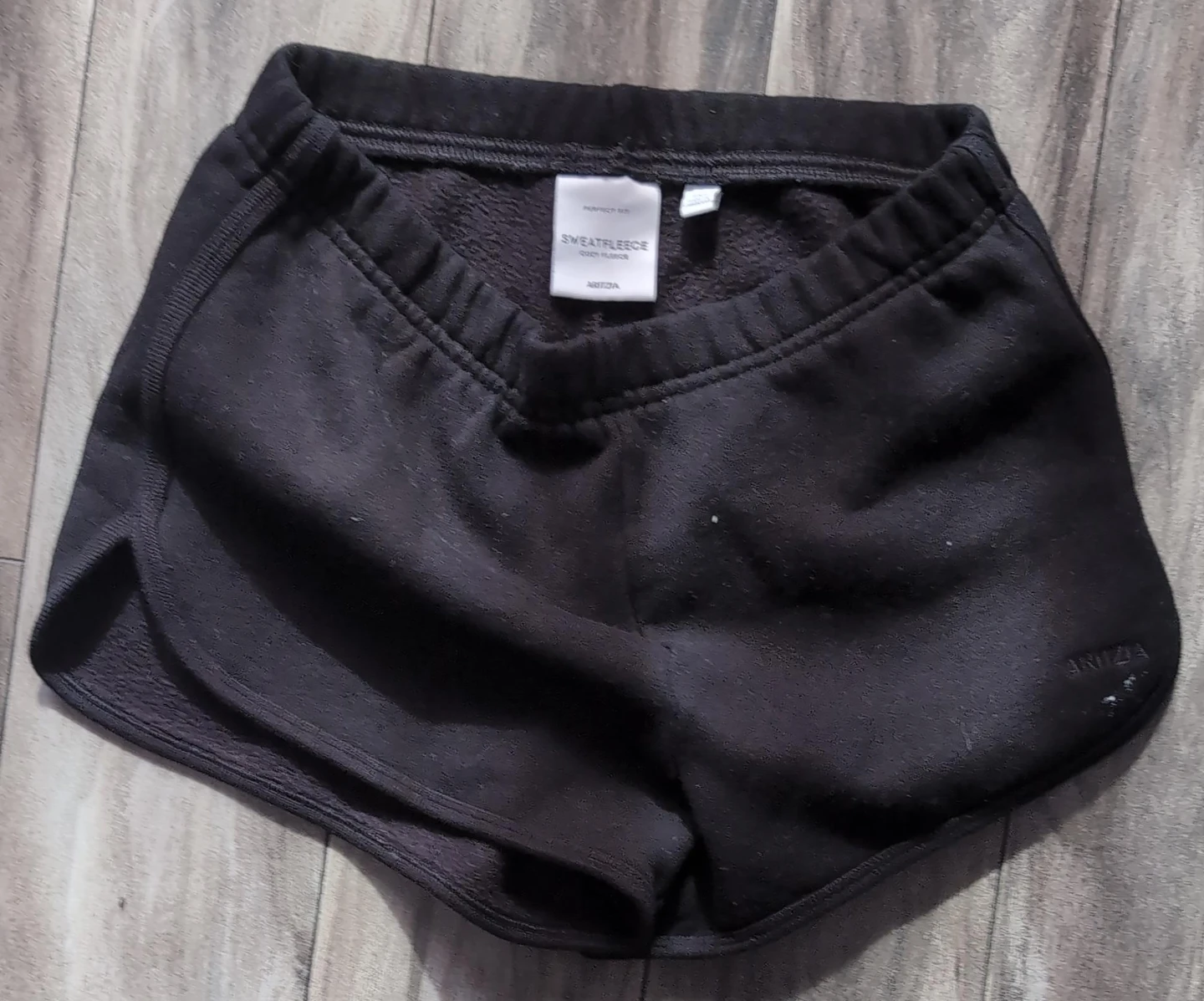 ARITZIA SWEATFLEECE Shorts