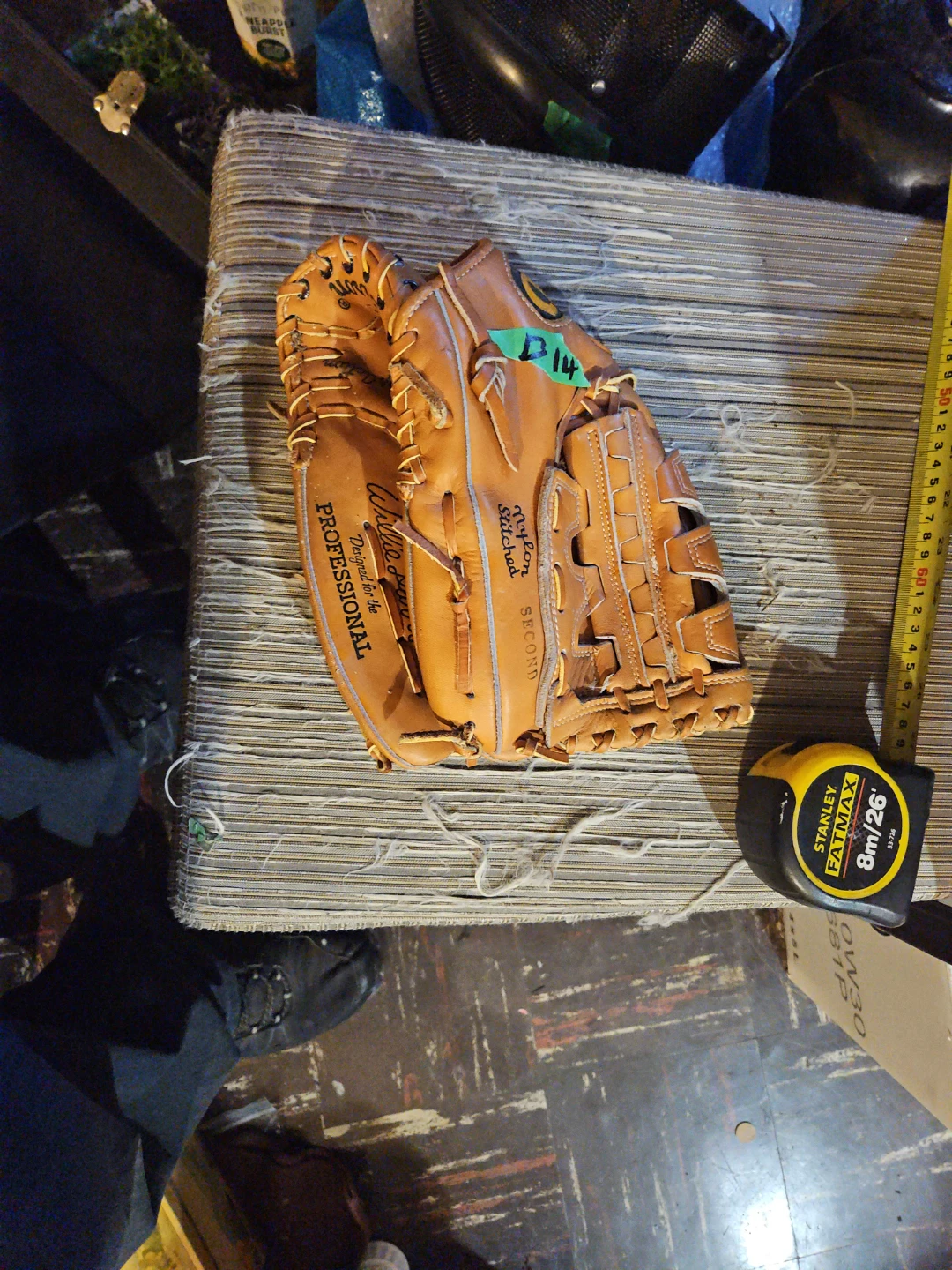 Wilson "A2000" Professional Baseball Glove