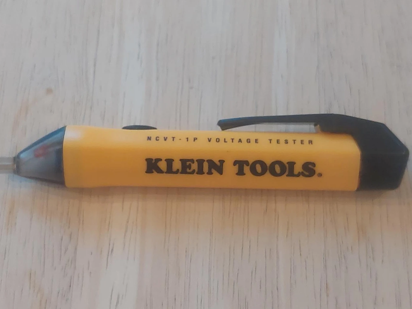 Klein Tools NCVT-1P Voltage Tester