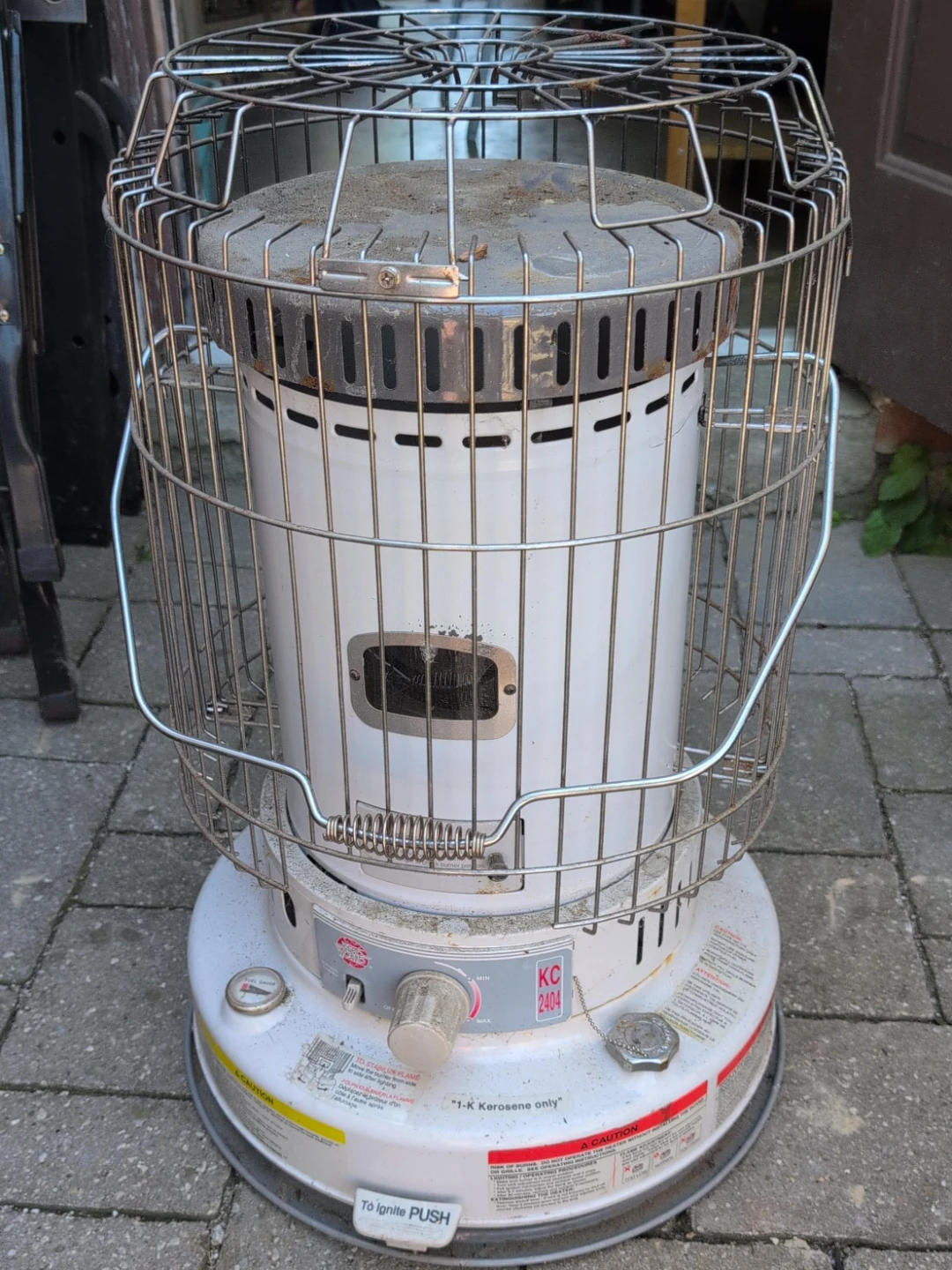 Kerosene Heater KC 2404