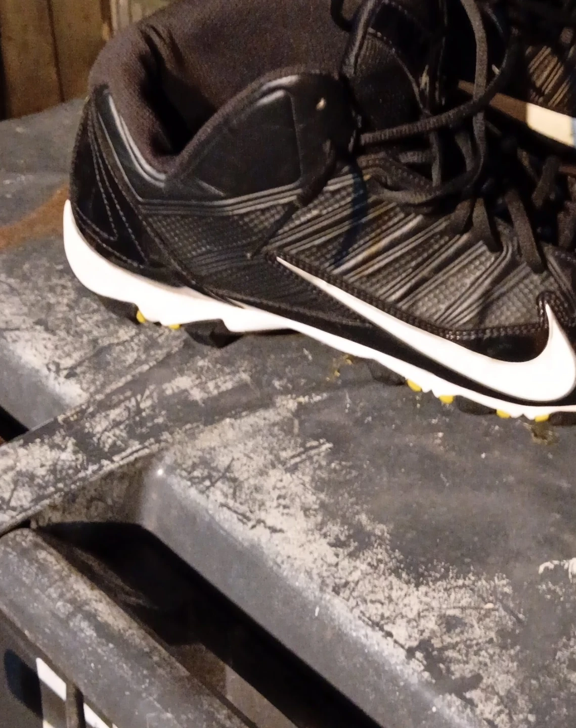 Nike Alpha Shark Cleats