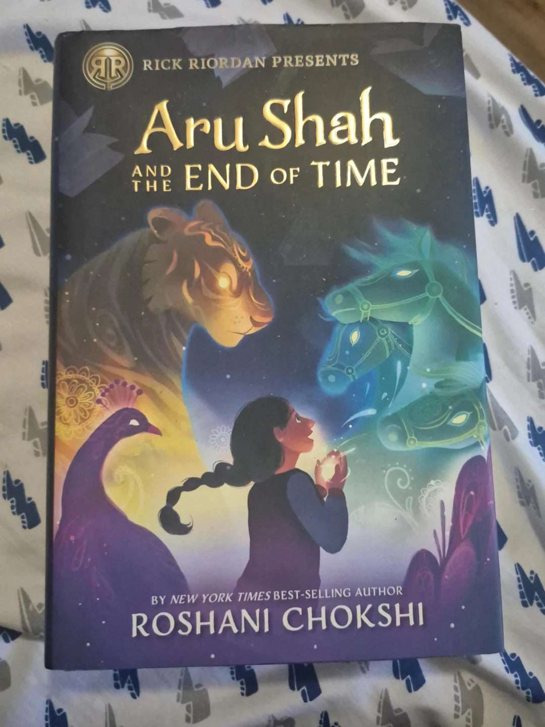 Aru Shah and the End of Time by Roshani Chokshi - photo 2
