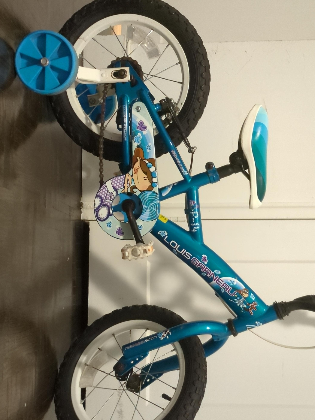 Louis Garneau Kids Bike with Accessories