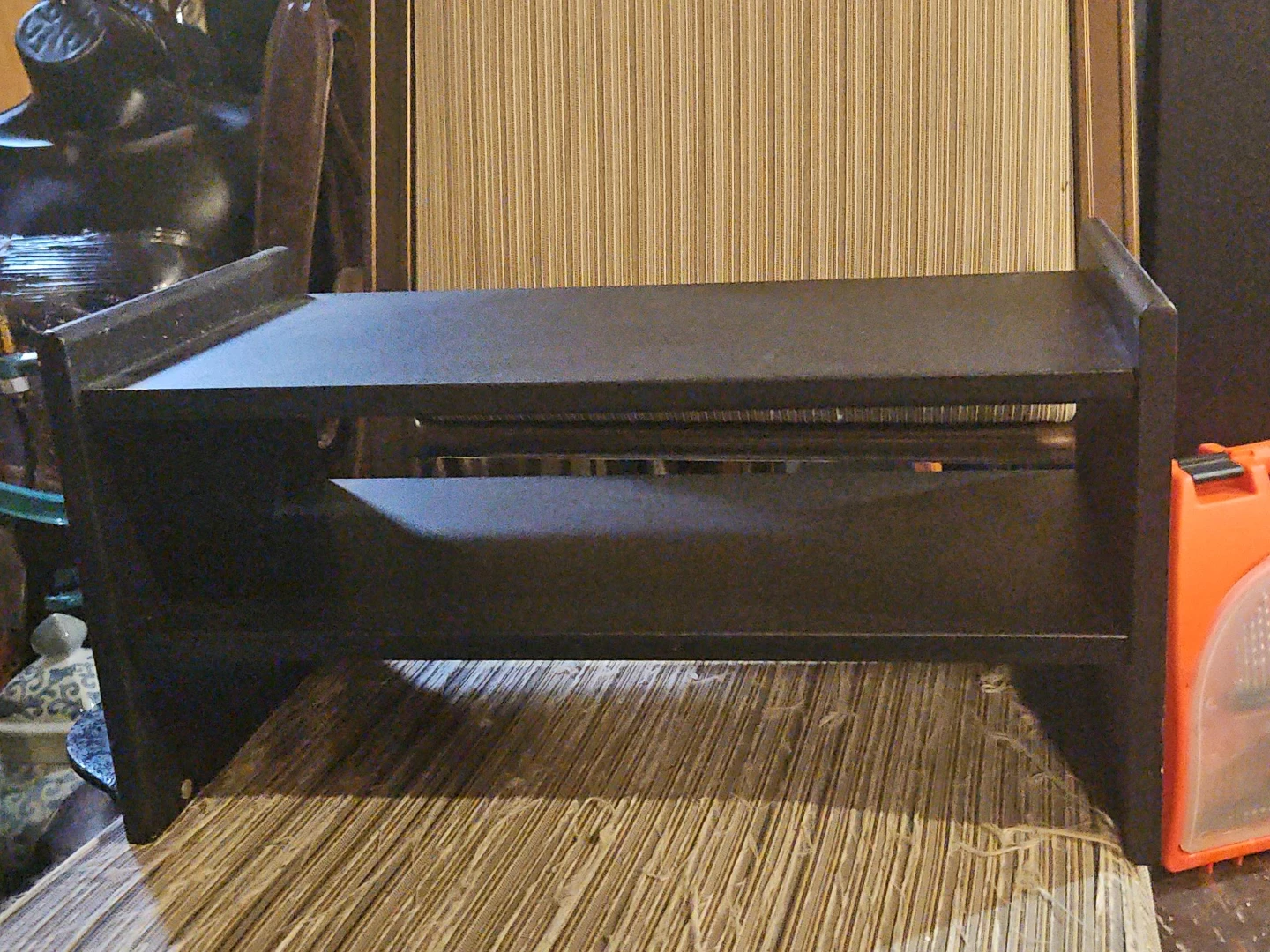 Black 2-Tier Shelf Unit