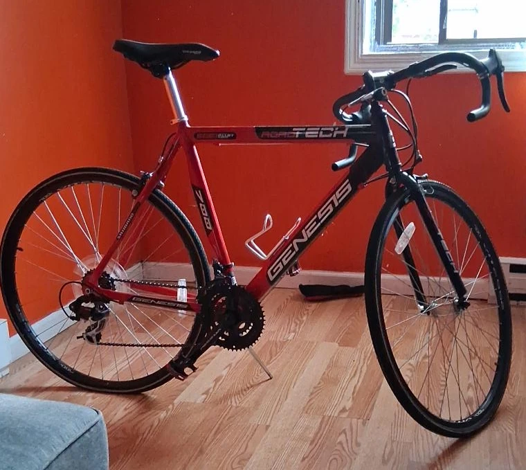 Genesis RoadTech 700c Road Bike