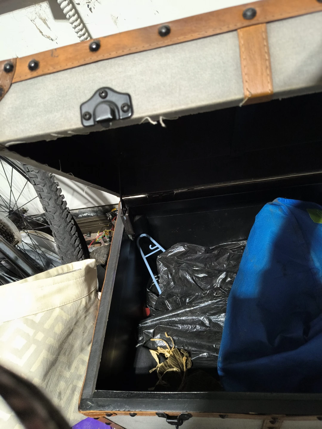 Vintage Style Storage Trunk
