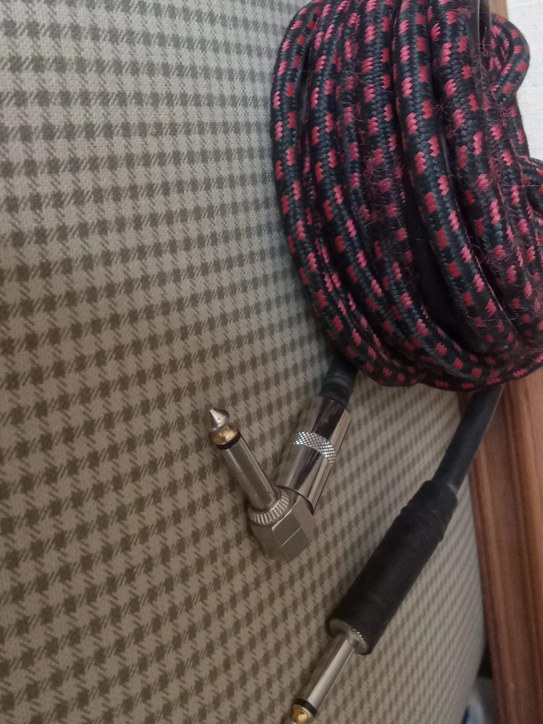 Instrument Cable with Angled Plug