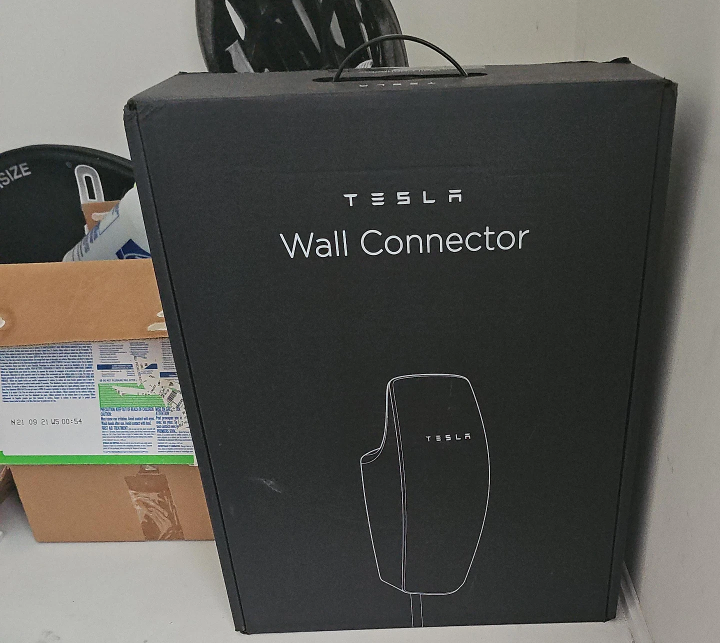 Tesla Wall Connector