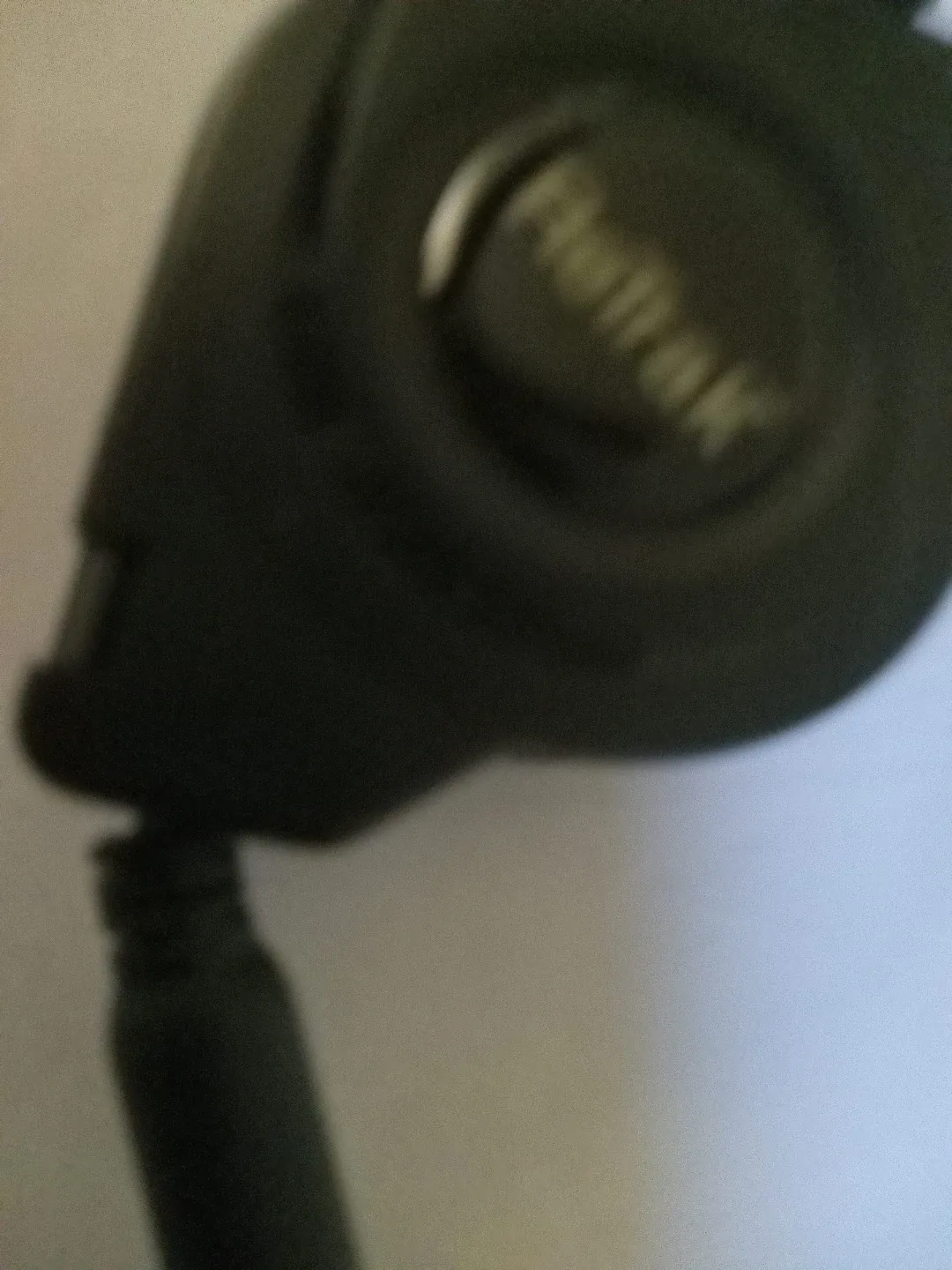 Retrak retractable audio cable