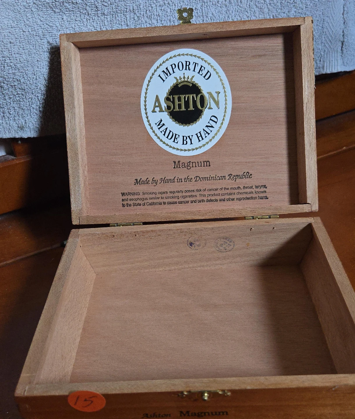 Ashton Magnum Wooden Cigar Box