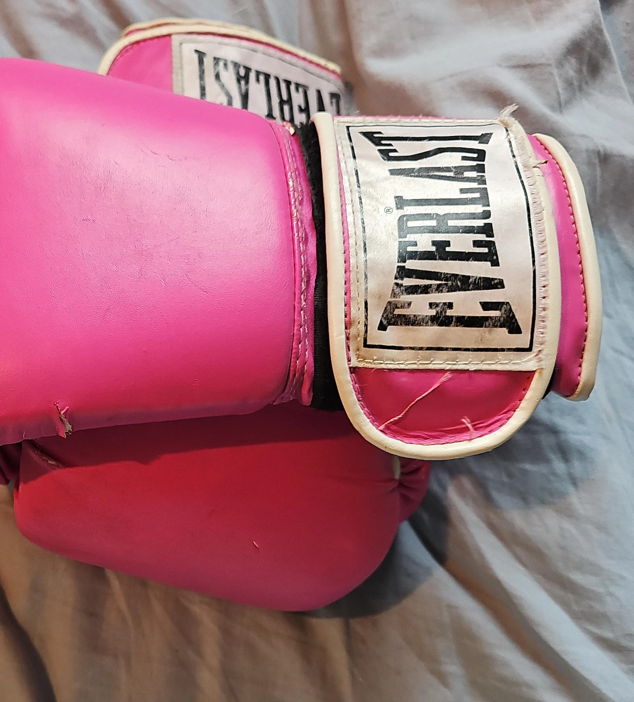 Everlast Pink Boxing Gloves - Size 12