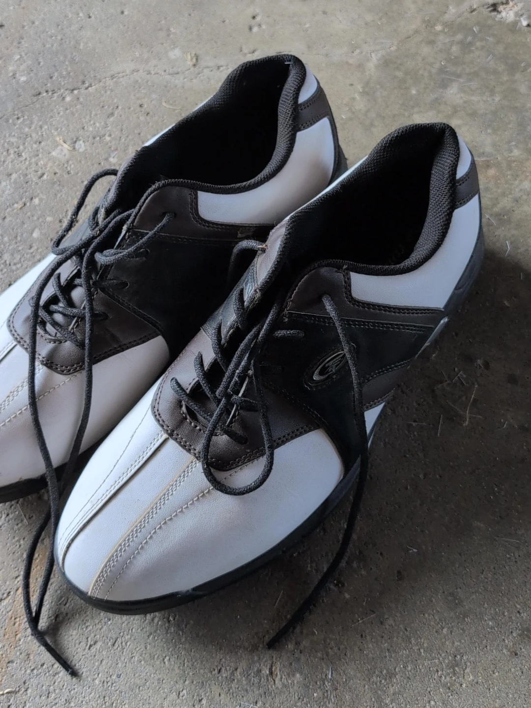 TOP FLITE Golf Shoes SIZE 11 and a half