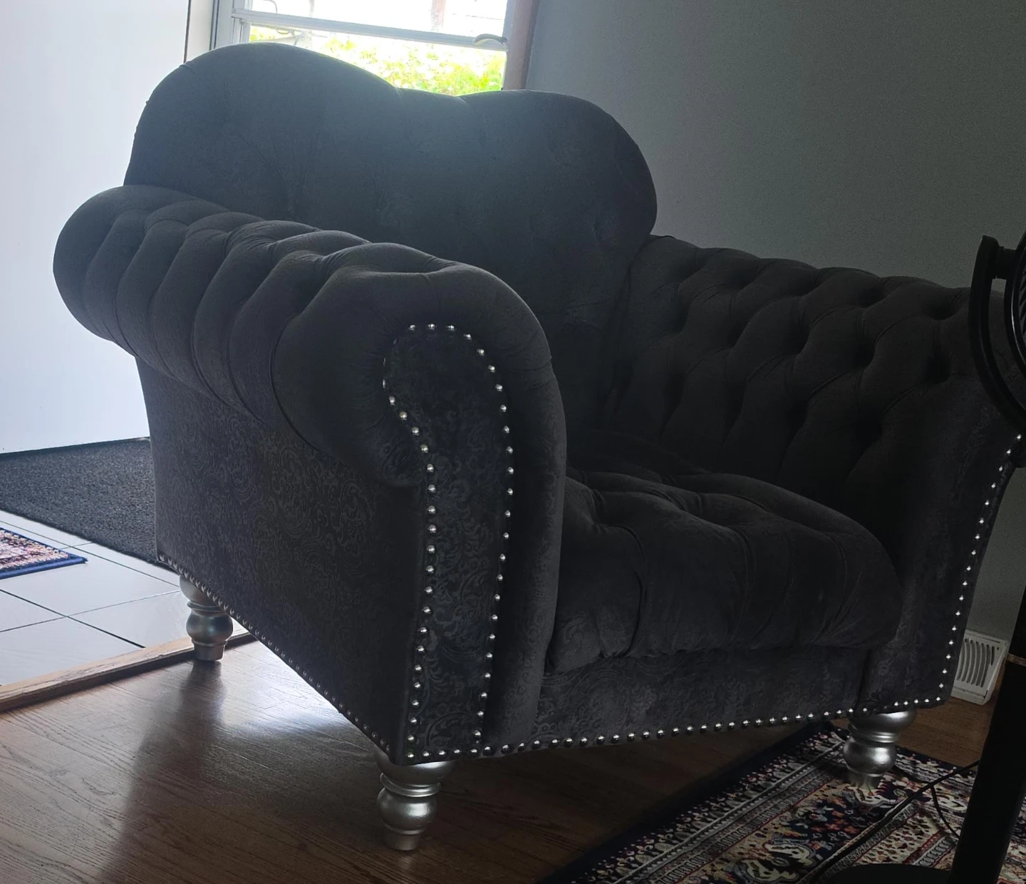 Dark Gray Tufted Accent Chair