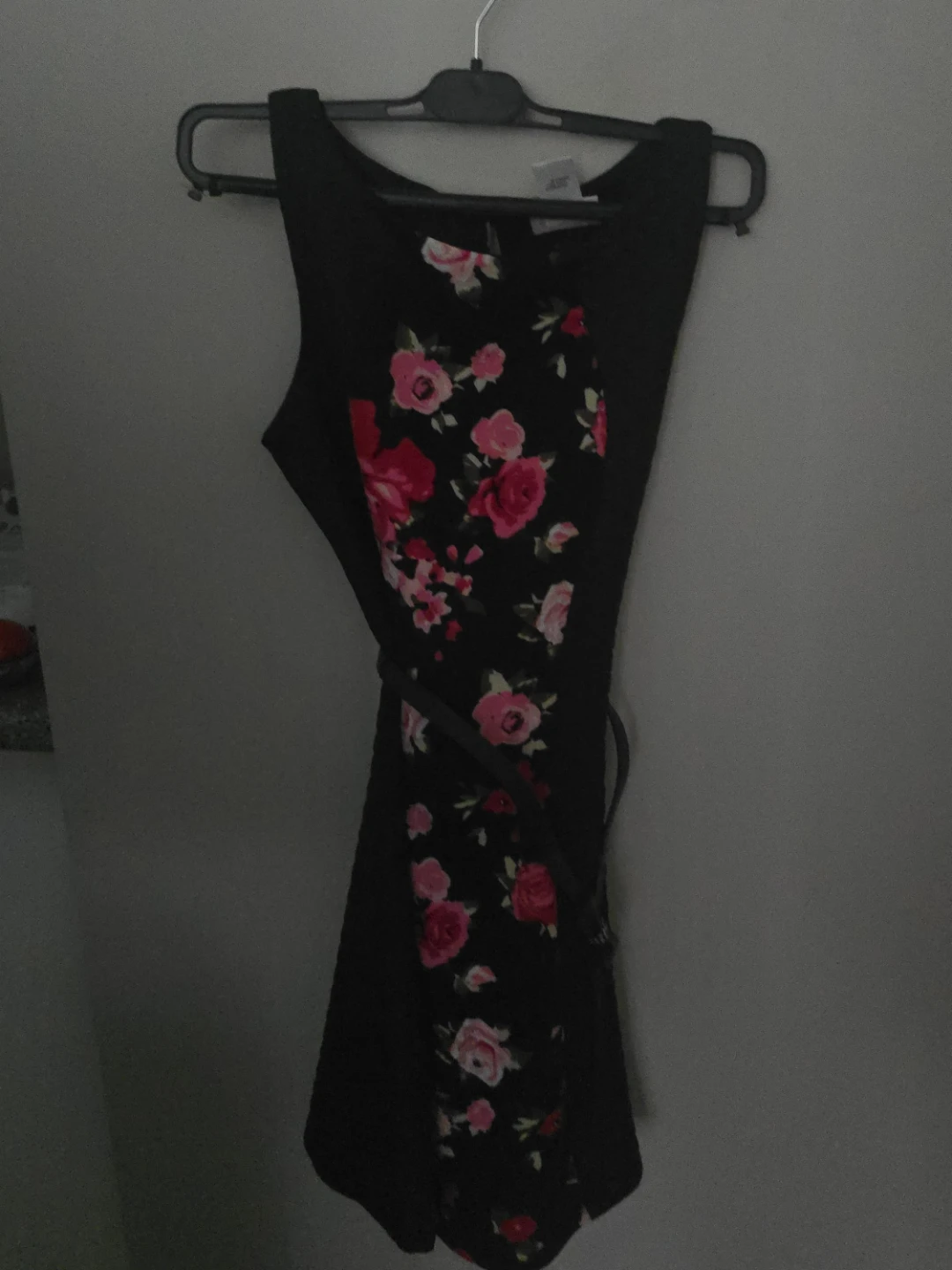 Black Floral Sleeveless Dress with Belt