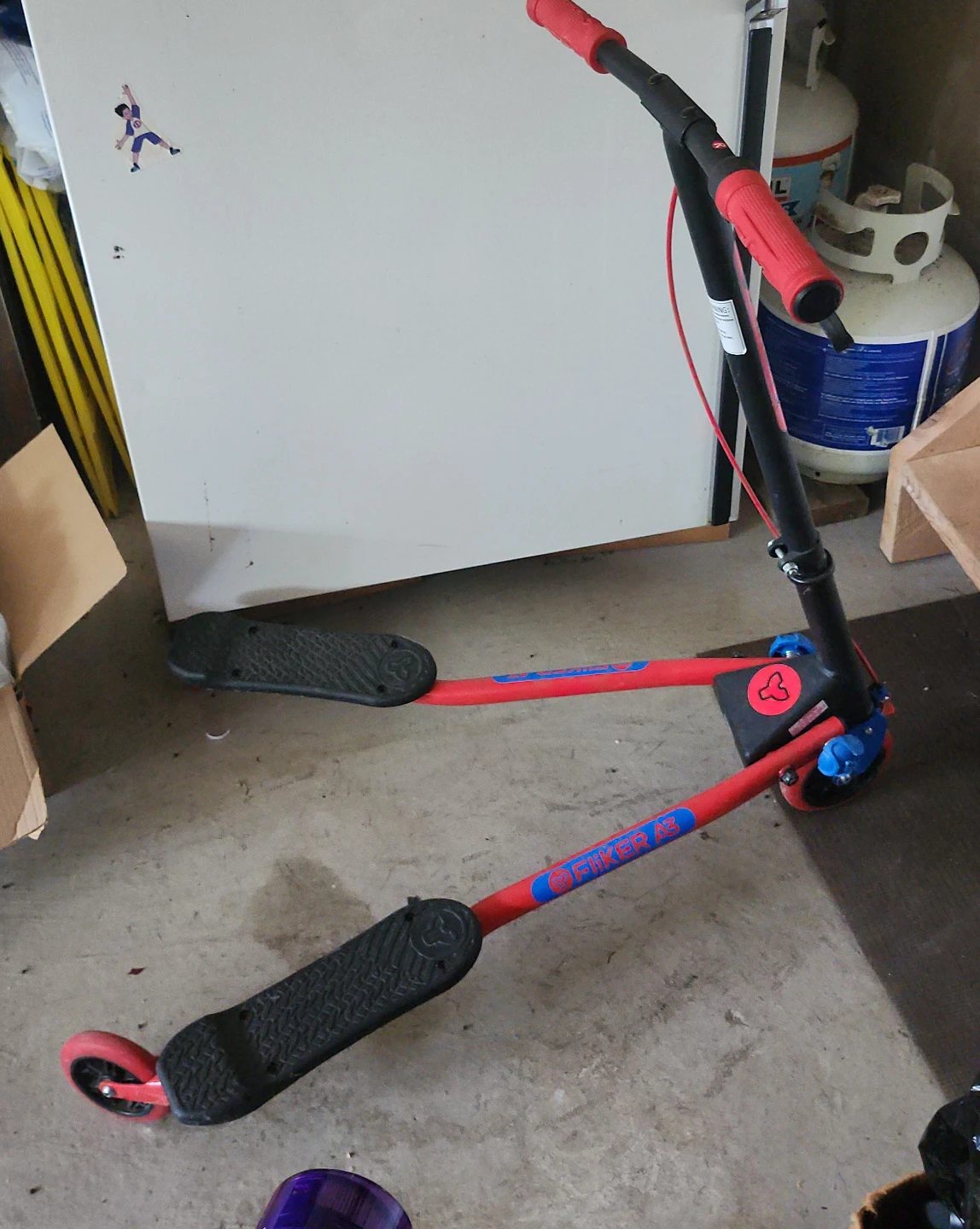 Spike Az 3-Wheel Scooter