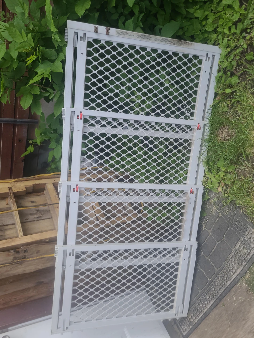 White plastic Pet Gate