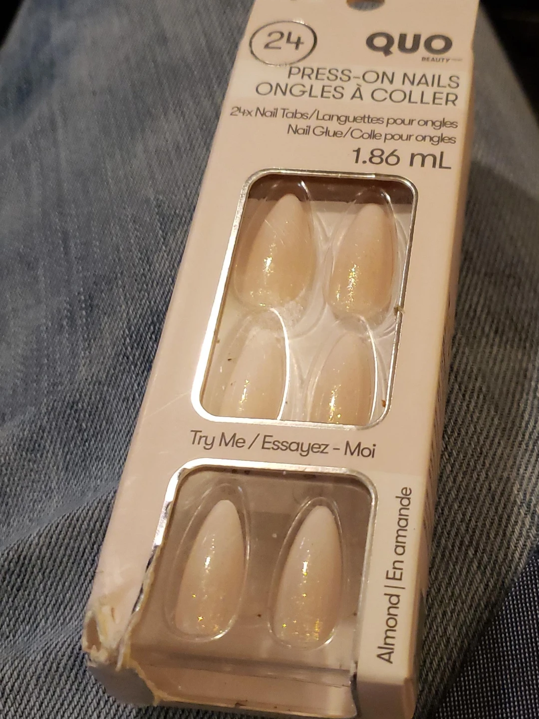 QUO Beauty Press-On Nails - Almond
