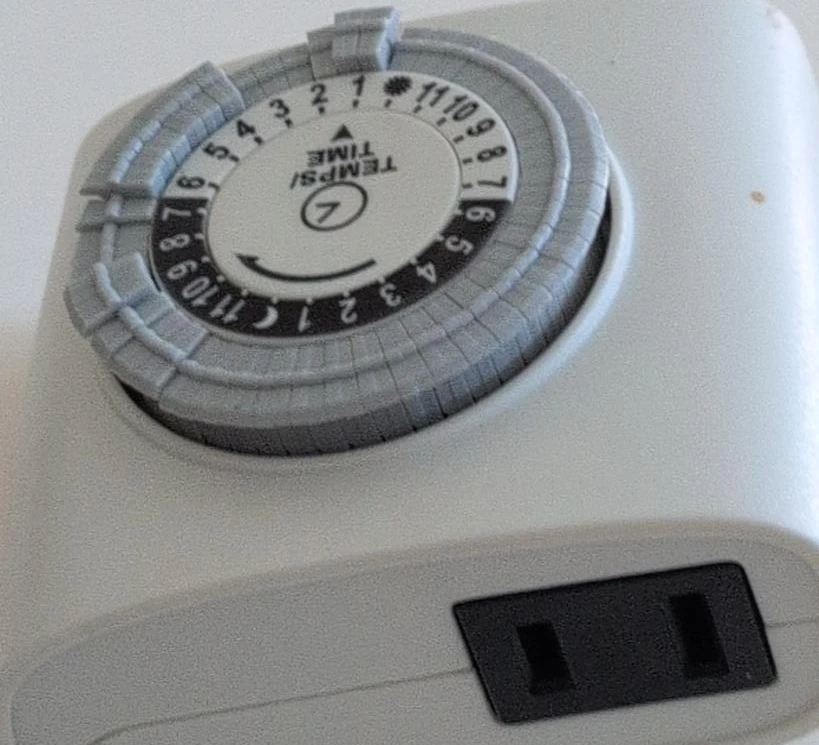 Mechanical Timer Outlet