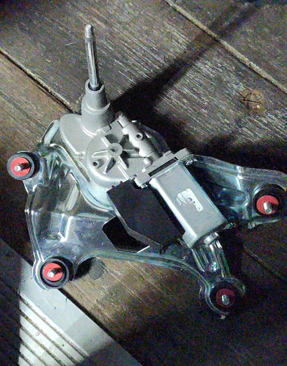Automotive Windshield Wiper Motor Assembly