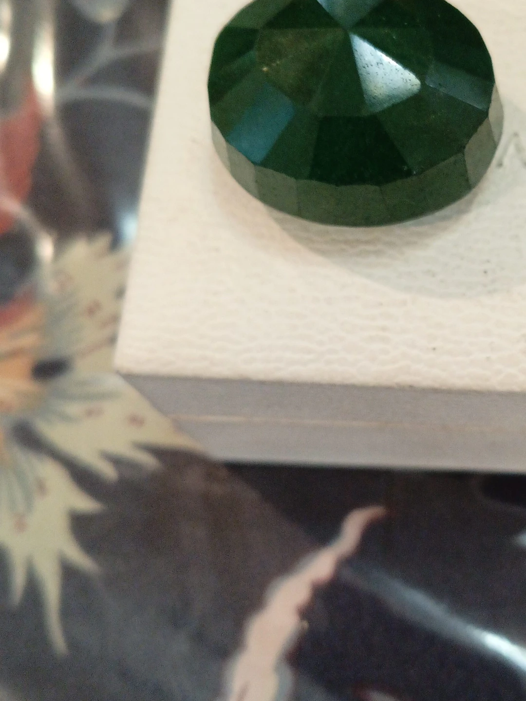 39 karot emerald generationally used for healing