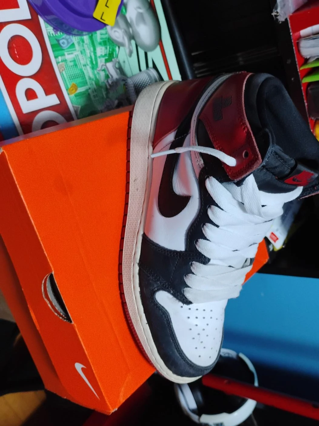 Nike Air Jordan 1 High OG Chicago