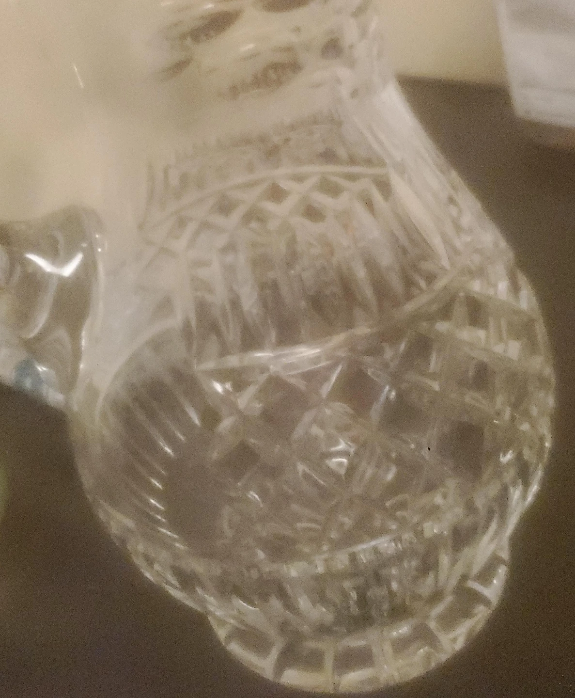Crystal glass vase