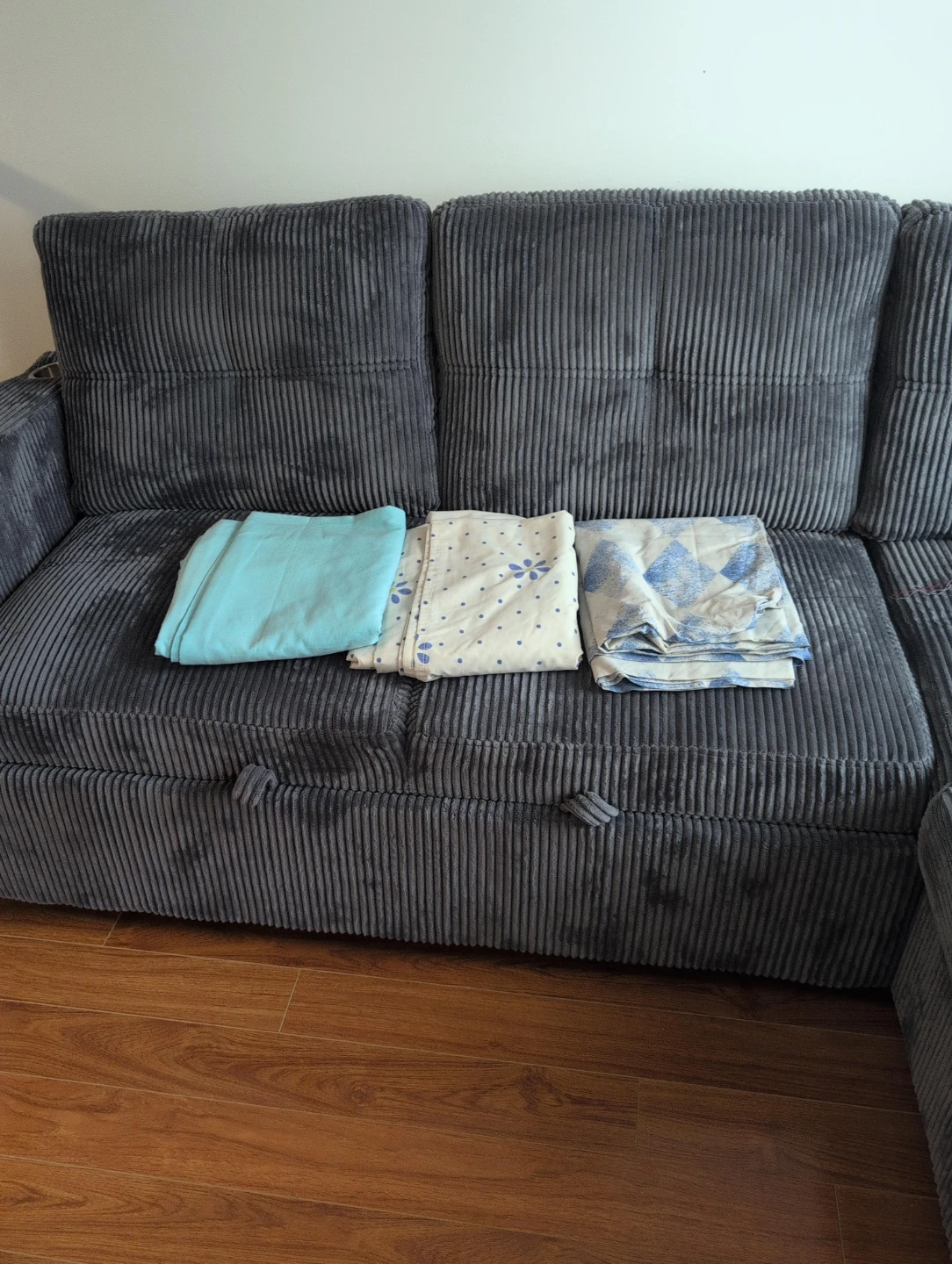 3 Fitted Sheets $4 each