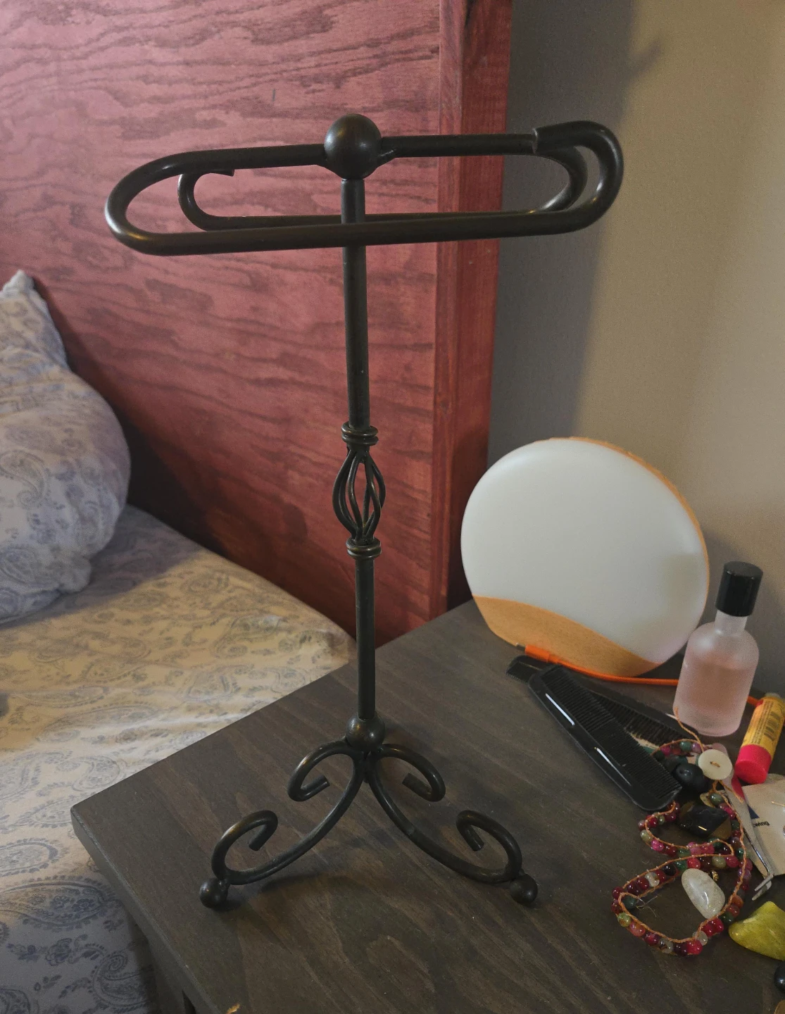 Metal Hand Towel Holder