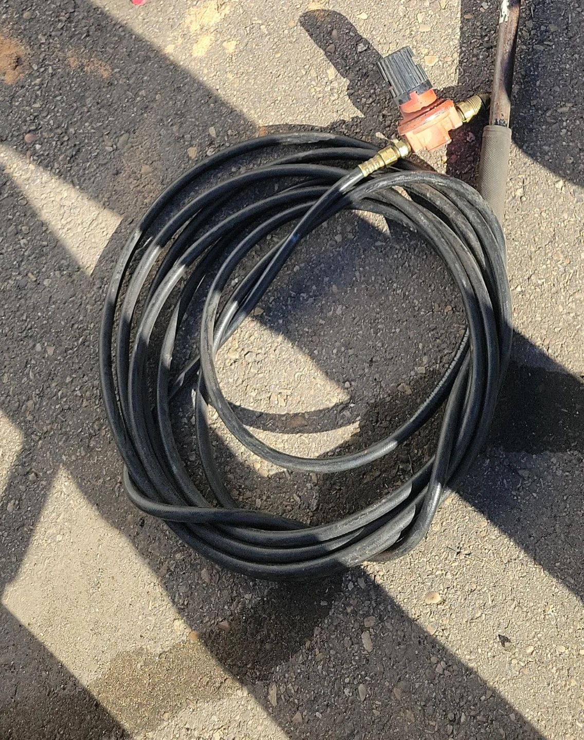Propane Hose with Regulator and tiger torch - photo 2