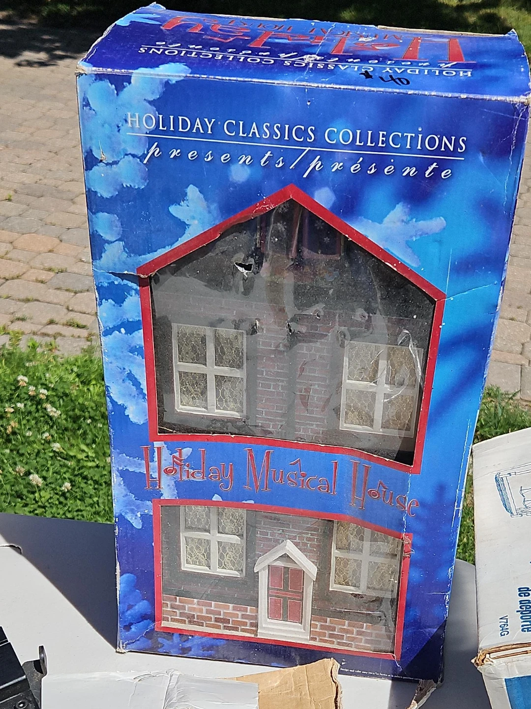 Holiday Classics Musical House