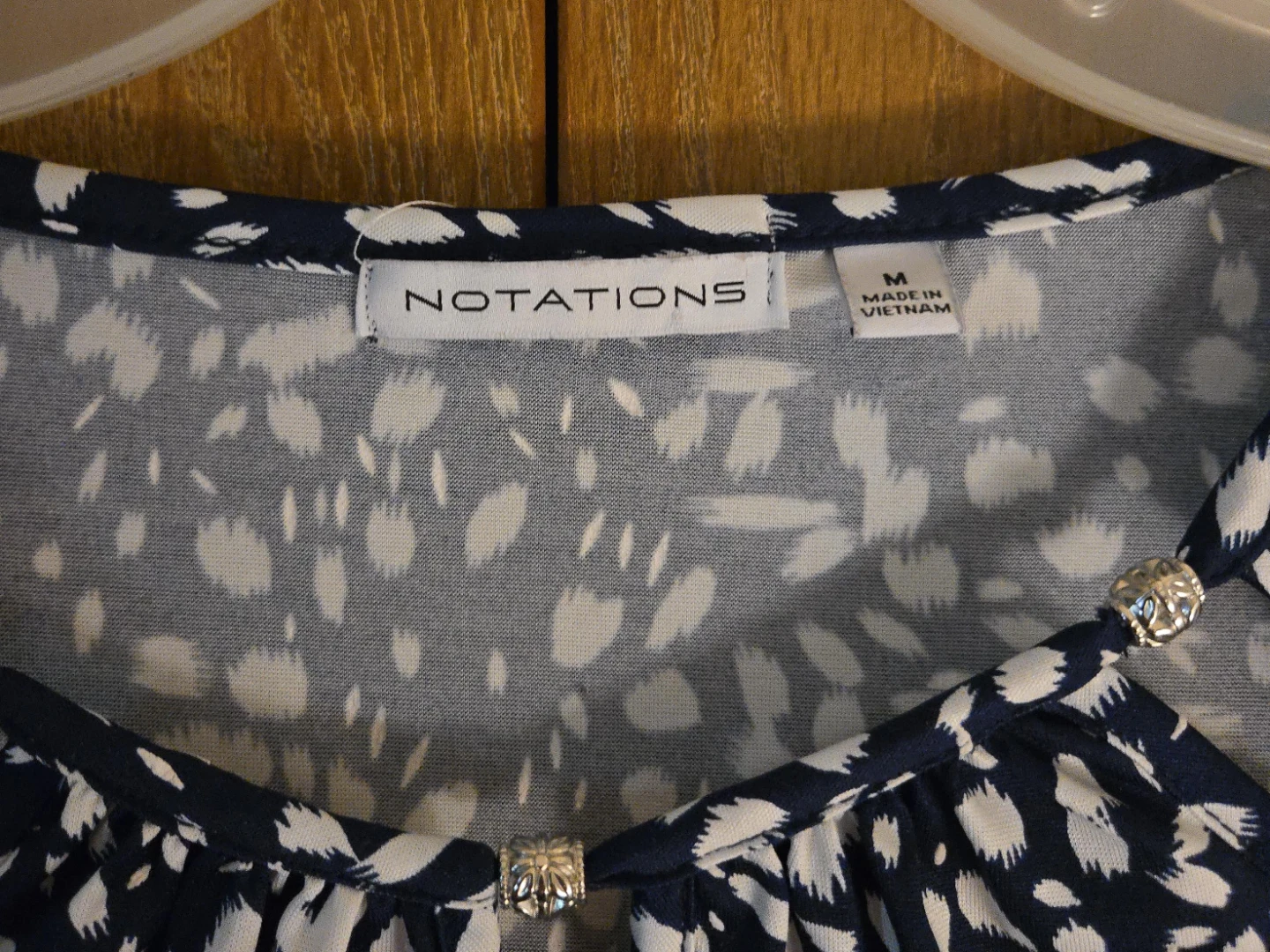 Notations Women's Navy & White Print Top Size M