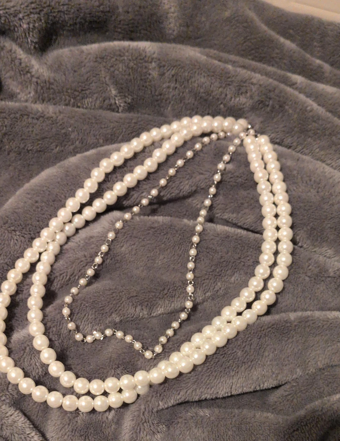 Faux Pearl Necklace Set