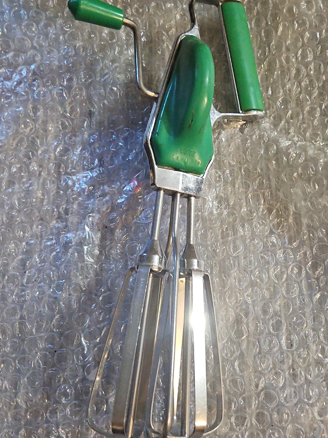 Vintage Hand Crank Egg Beater