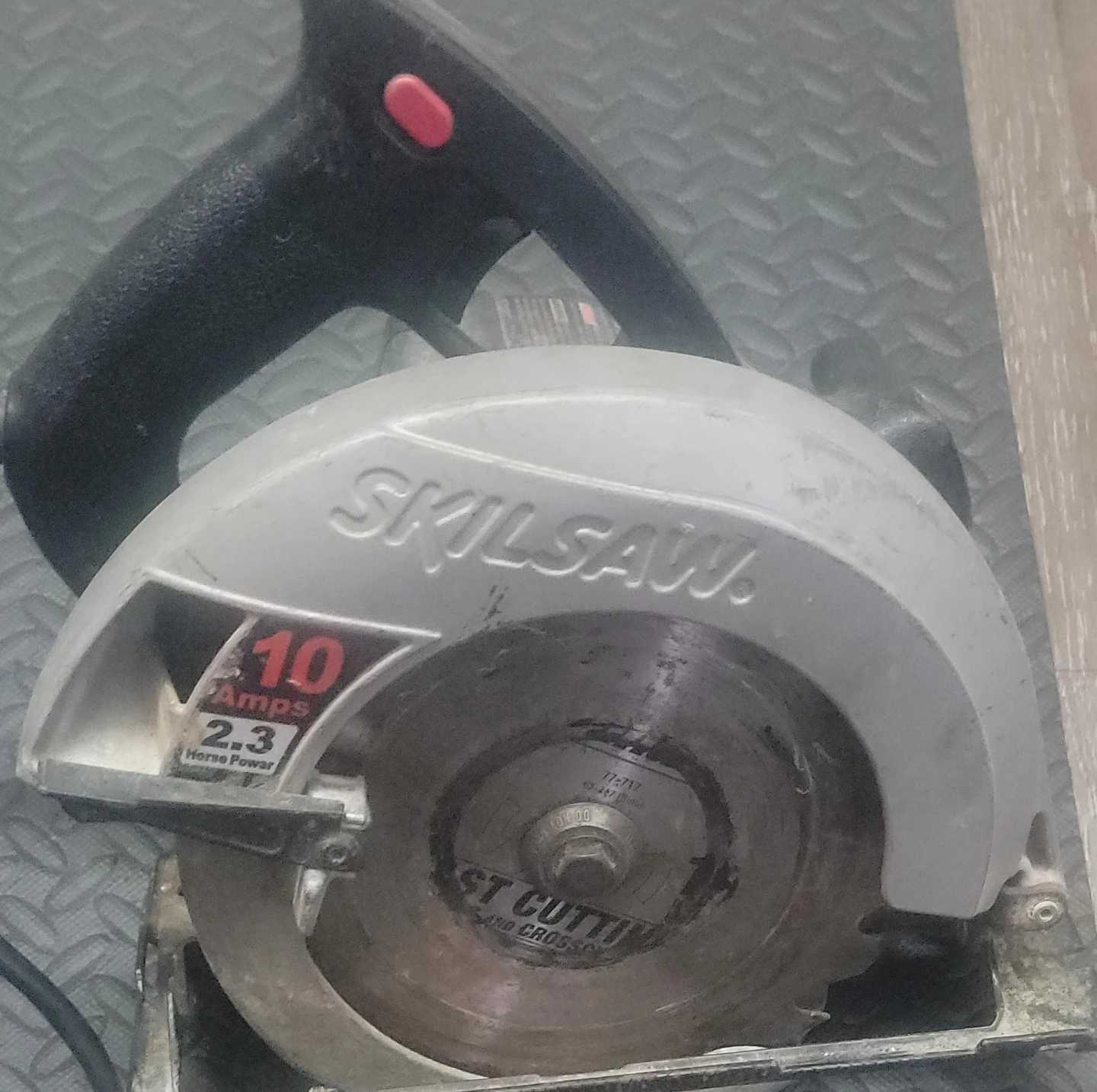Saw