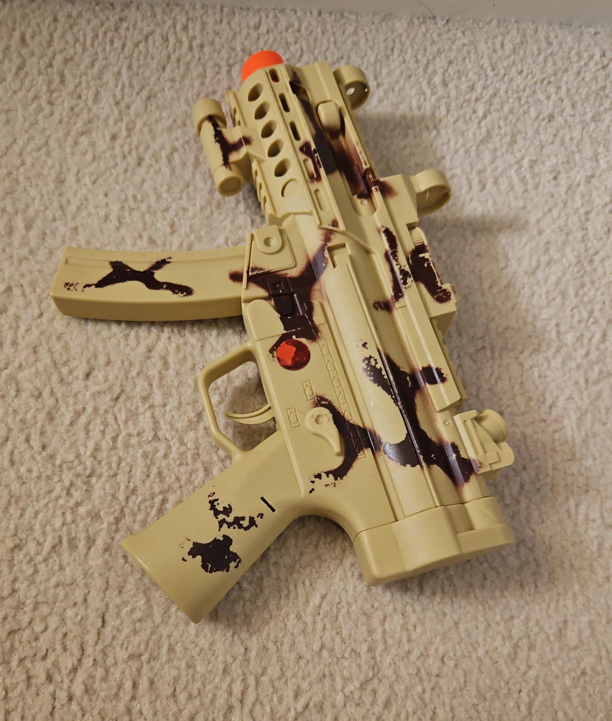 Tan Toy Toy Gun with Camo