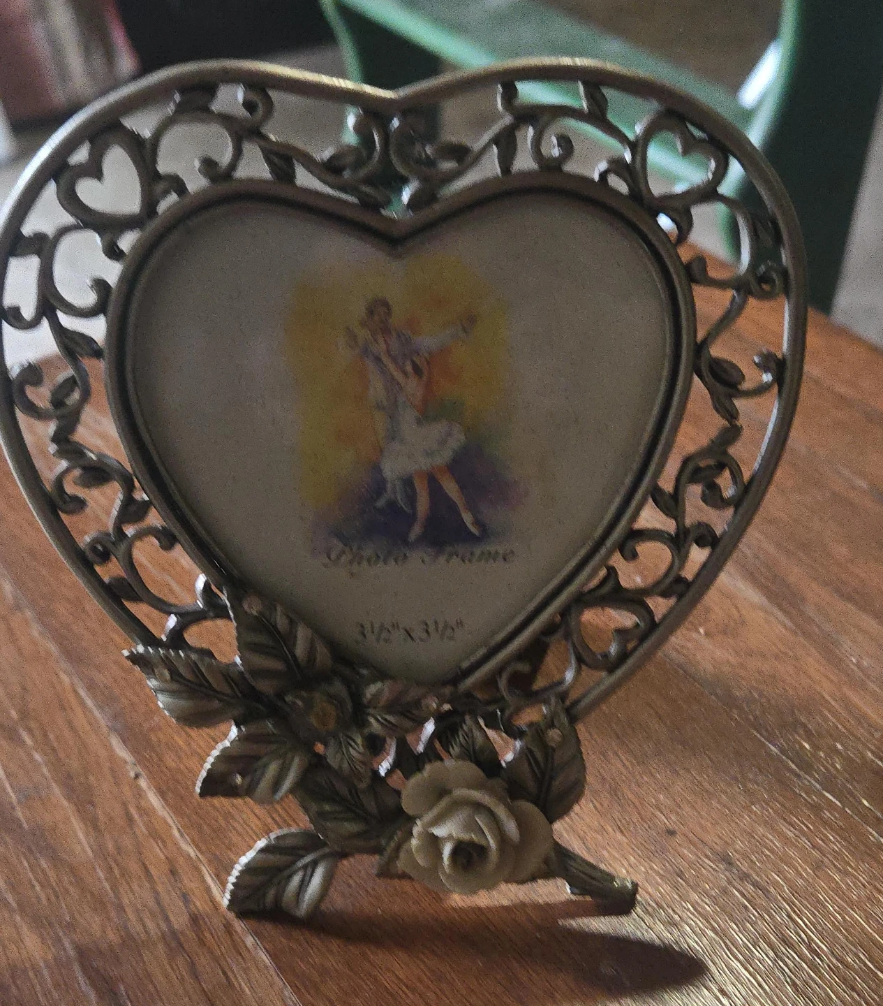 Heart Shaped Photo Frame with Dancing Couple Print