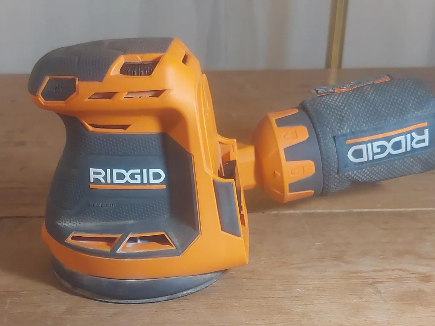 RIDGID 18V Cordless Orbital Sander plus accessories