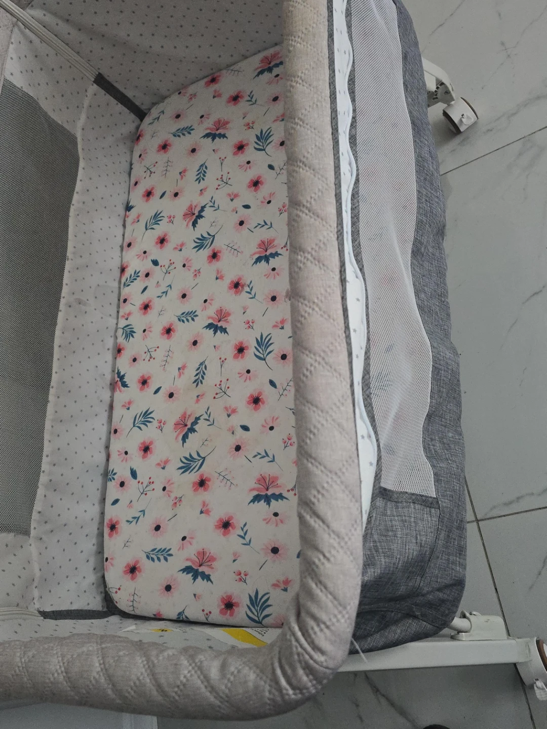 Baby Bassinet with Floral Print Mattress