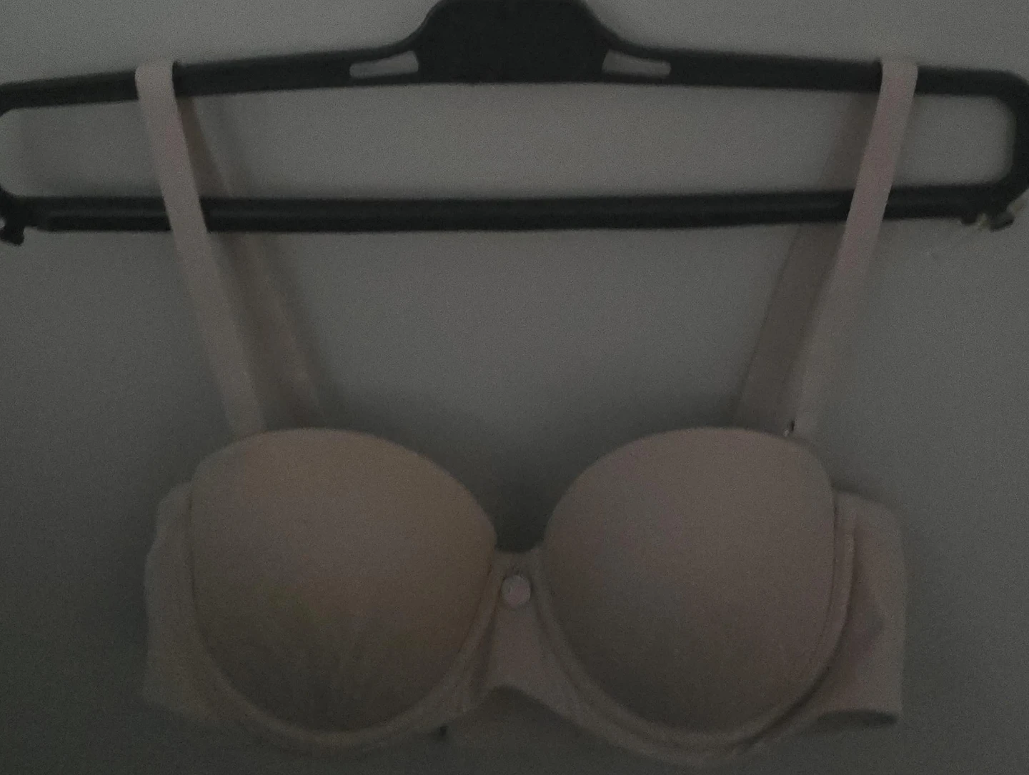 Strapless bra