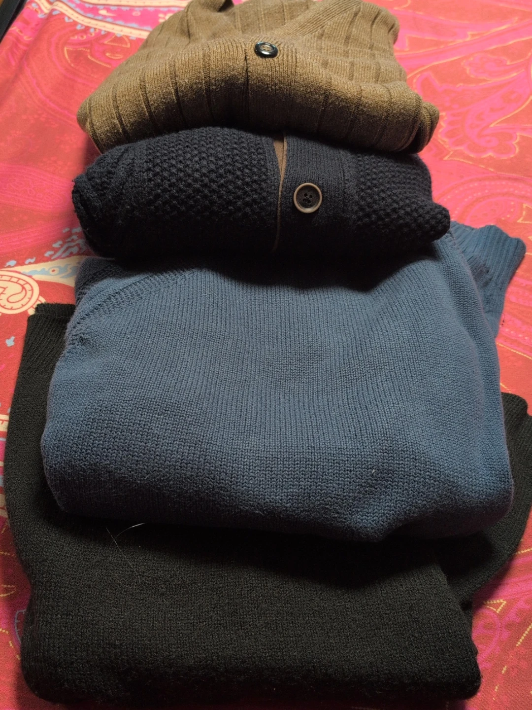 Men's Cardigans Bundle 4 sweaters) $20