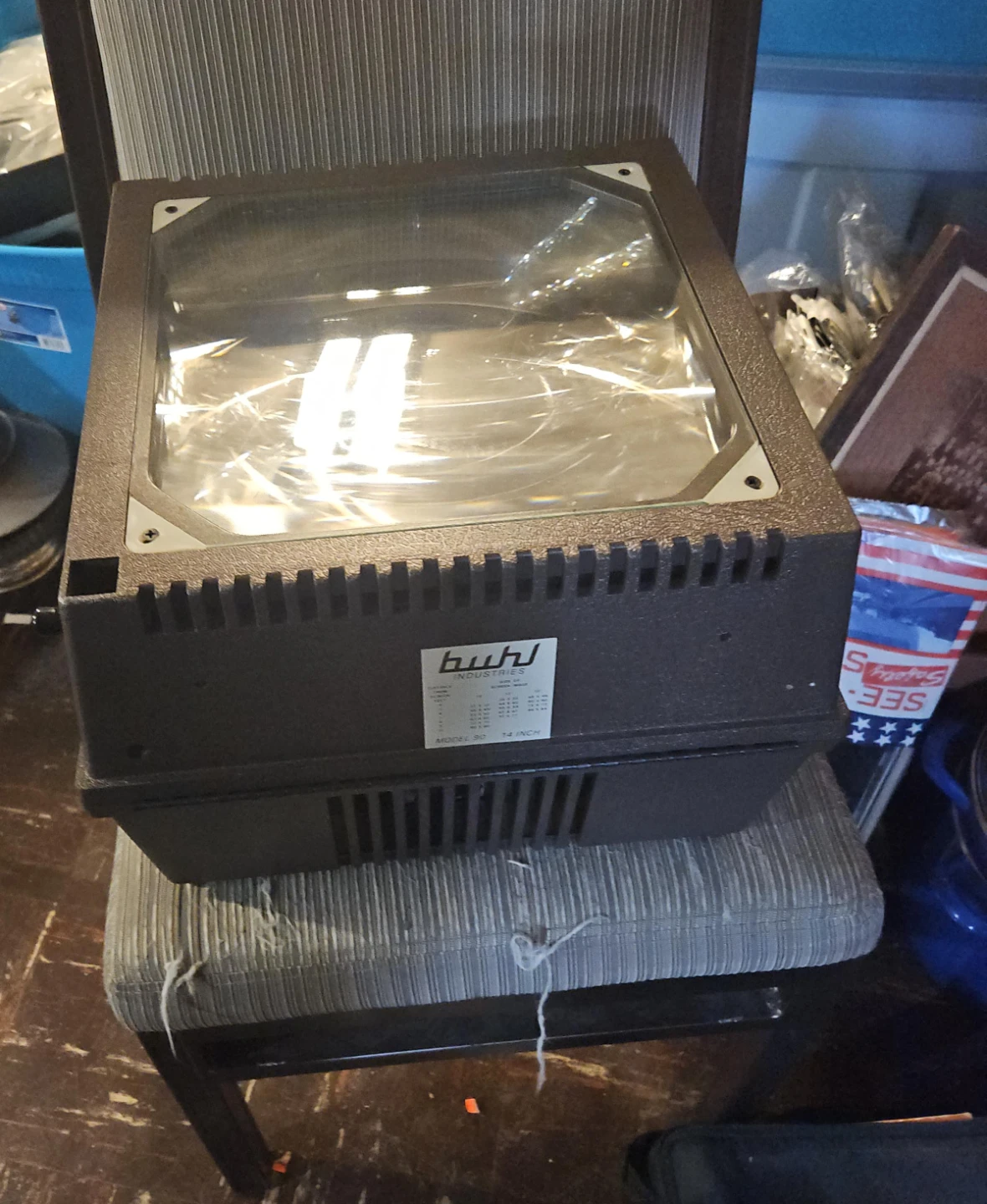 BUHL Industries Model 90 Overhead Projector - 14 Inch