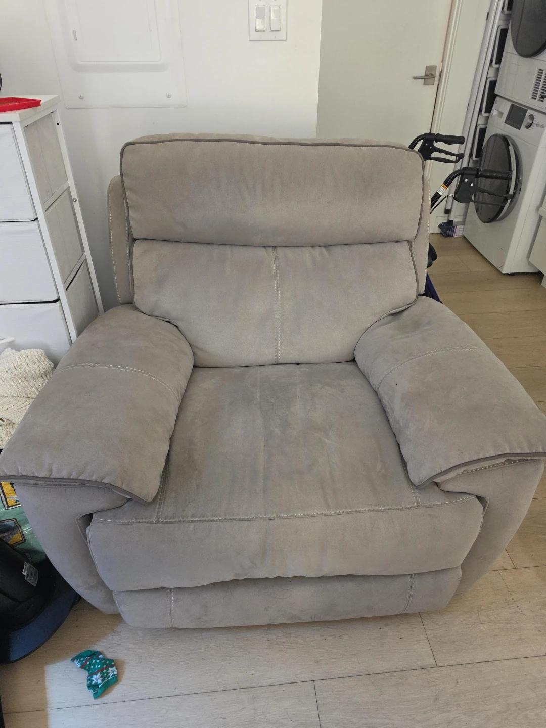 Light Gray Recliner Chair with USB Ports