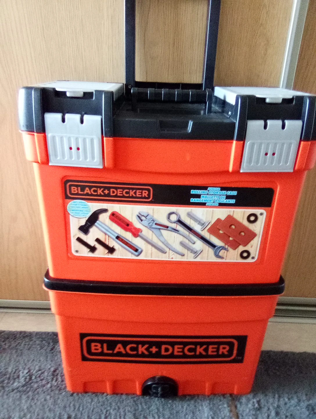Black and Decker Jr Rolling Storage Case