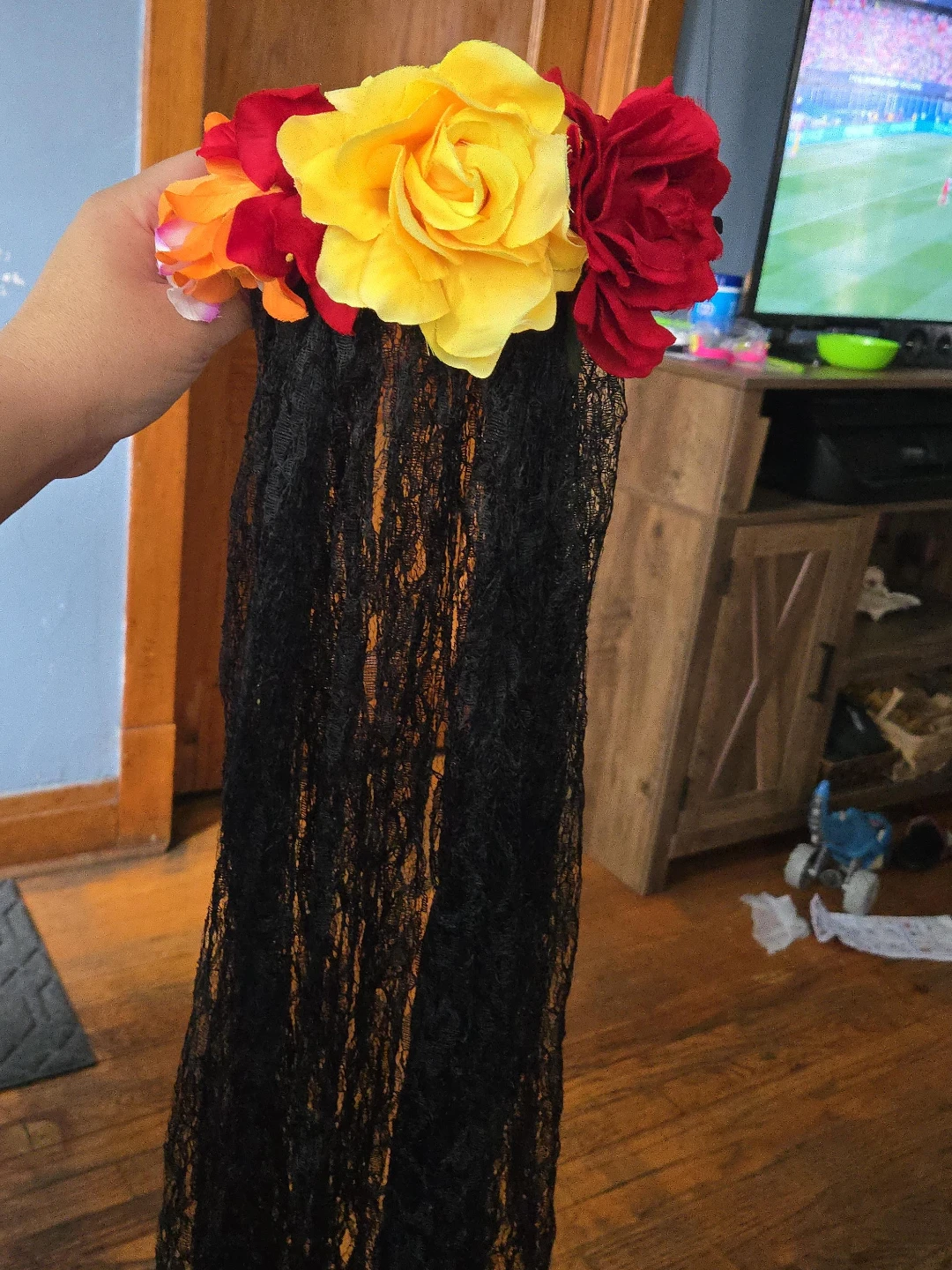 Floral Headband with Black Lace - photo 2