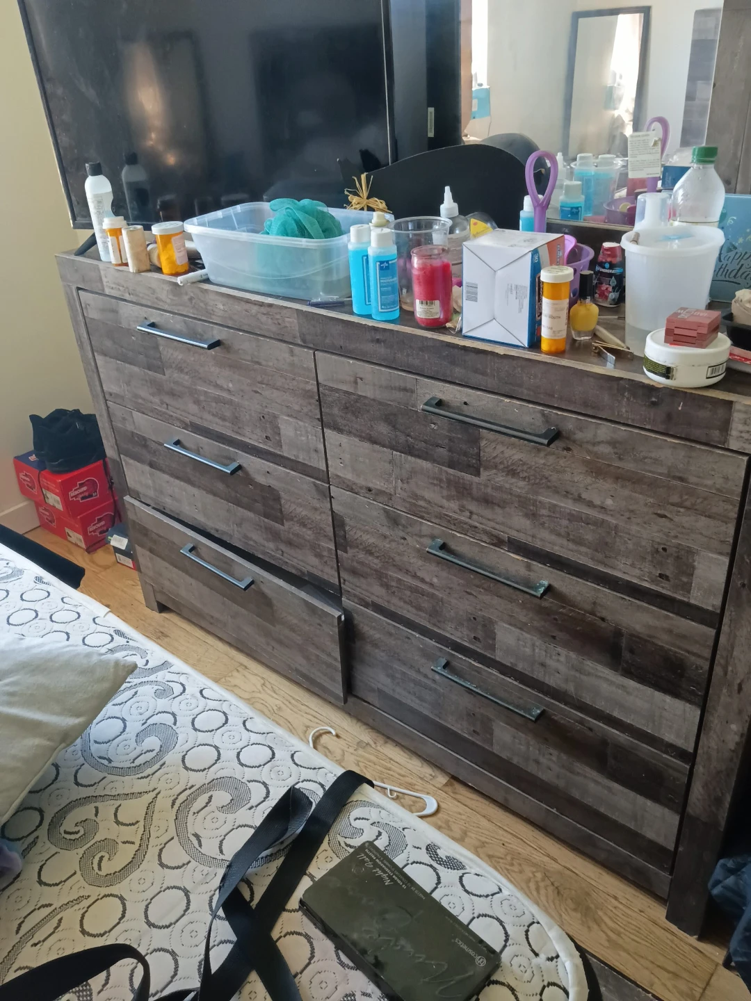 Dresser and nightstand mirror included