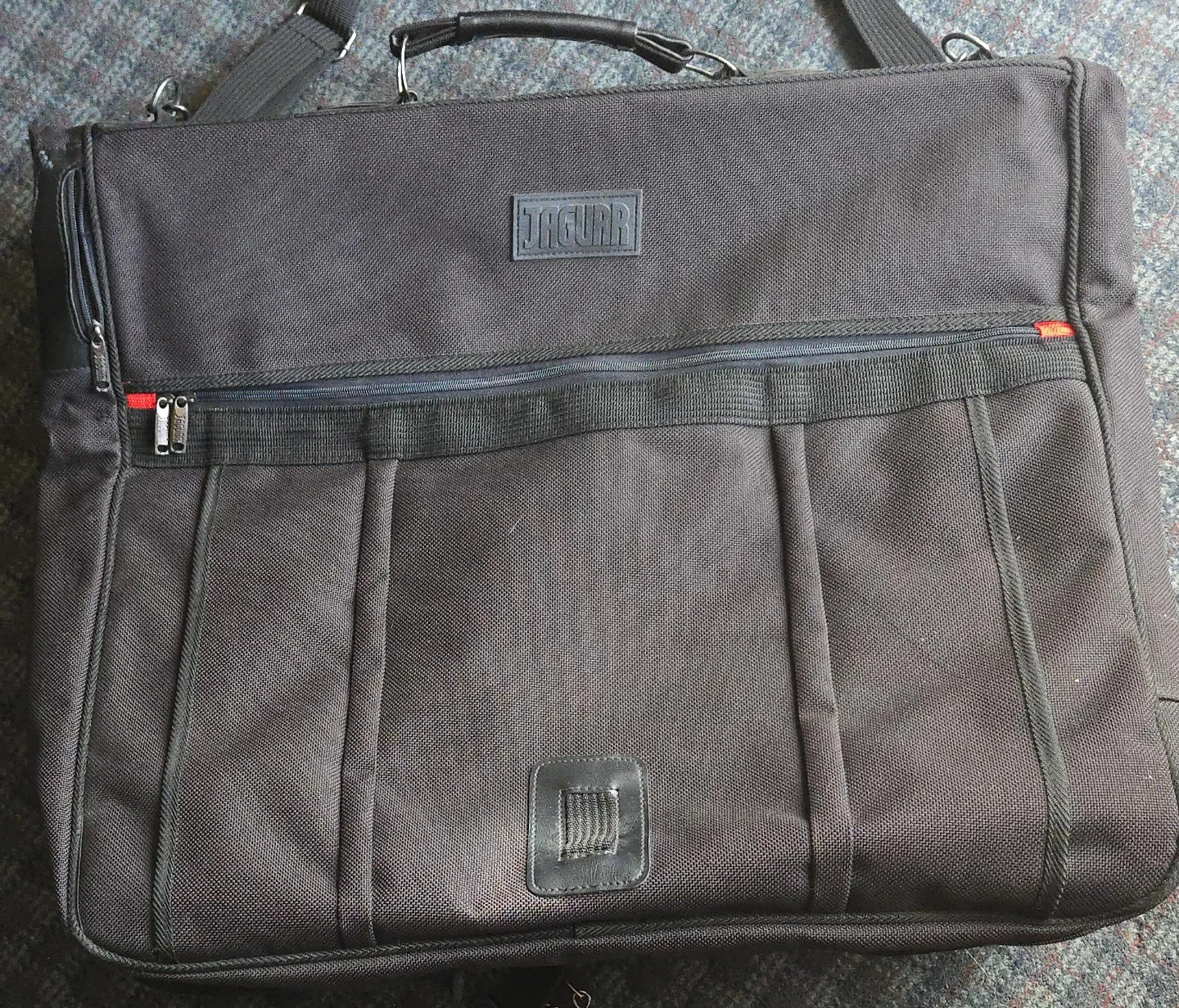 Jaguar Garment Bag - photo 2